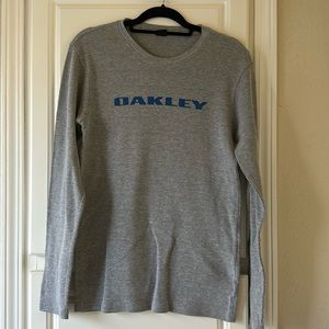 Oakley thermal top